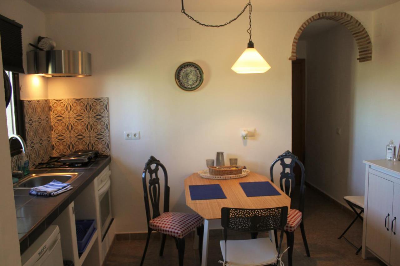 Bed and Breakfast El Nispero Dulce Alcaucín Zewnętrze zdjęcie